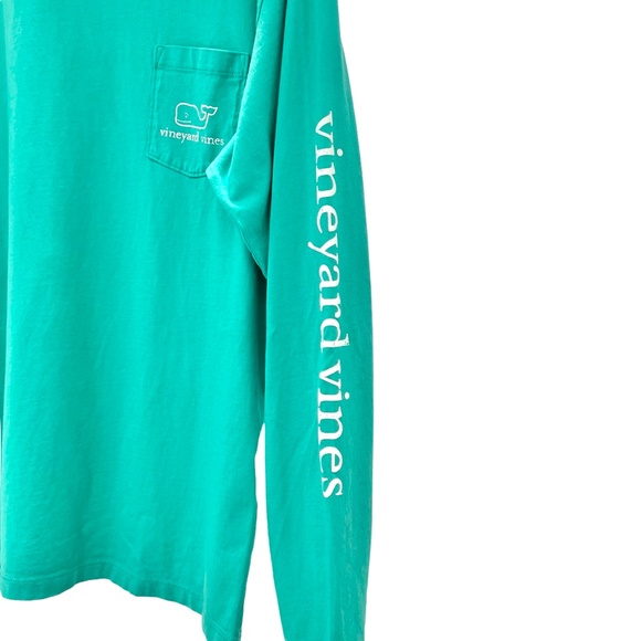 VINEYARD VINES AQUA VINTAGE WHALE GRAPHIC GARMENT DYED LONG SLEEVE POCKET - Picture 6 of 10